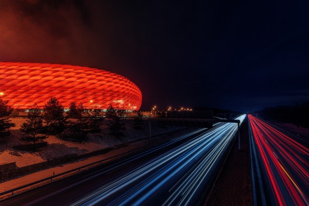 Met Vincent Kompany ruim op kop: Belgische trainers in het buitenland leveren samen 31 WK-gangers&nbsp;af