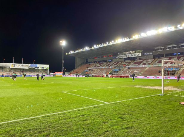 Promotiekoning Yohan Brouckaert (38) luistert spelersafscheid op met elfde&nbsp;promotie