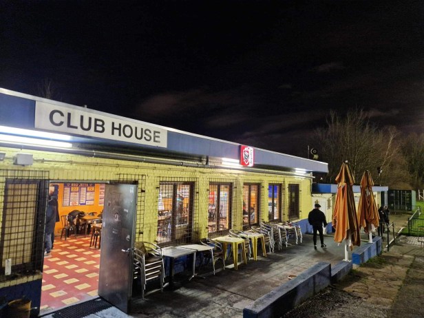 De Groundhopper: Stade Communal de Jette (RSD Jette – Royal Union&nbsp;Tubize-Braine)