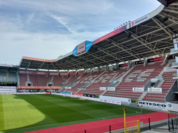 DFVF-onderzoek: uitfans verafschuwen Stayen en gaan het liefst op bezoek bij Zulte&nbsp;Waregem